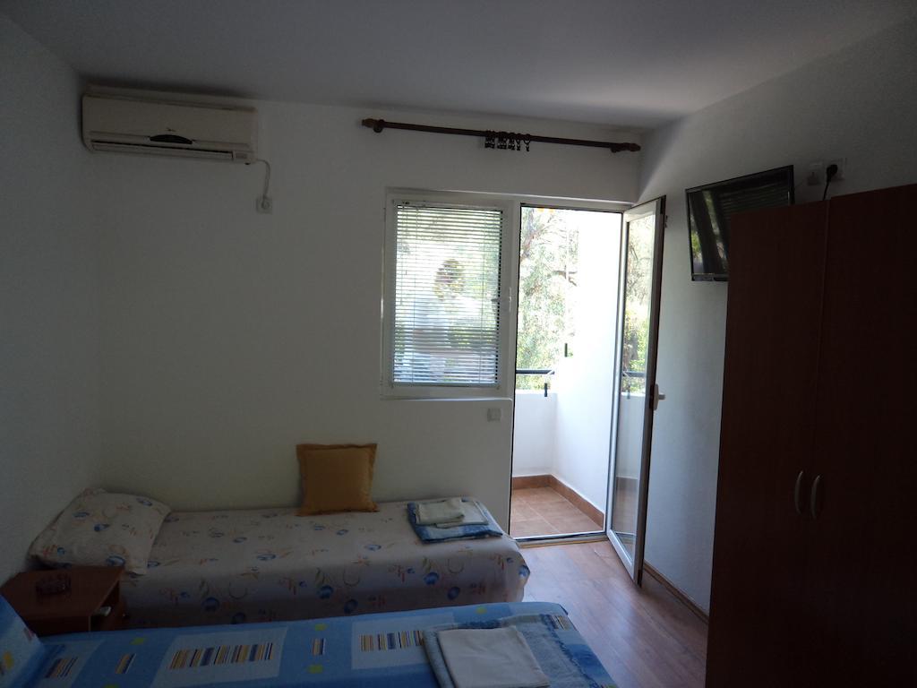 Bed&Breakfast Mediteran Bar Zimmer foto